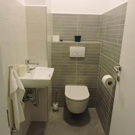 Apt & Mario - 150m From Sea 2*