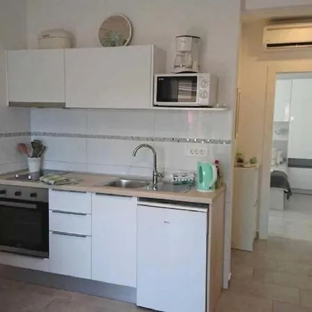 Apt & Mario - 150m From Sea Vendégház Supetarska Draga