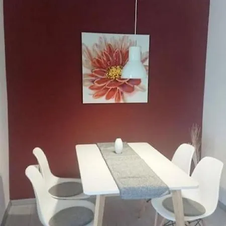 Apt & Mario - 150m From Sea Vendégház