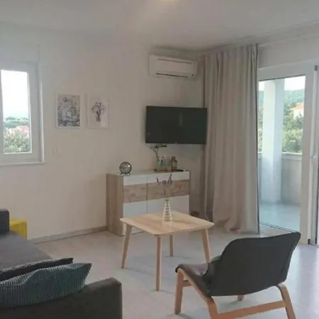 Apt & Mario - 150m From Sea Supetarska Draga